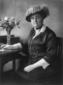 Jane Addams (* 1860)