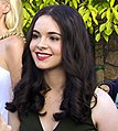 Vanessa Marano, interprete di Becca Mitchell.