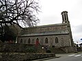 L'église paroissiale Saint-Pierre : vue extérieure d'ensemble.