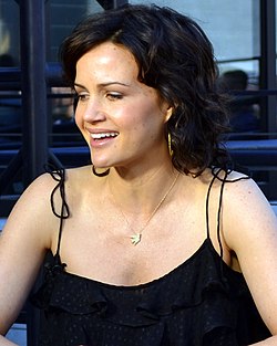 Karla Gugino