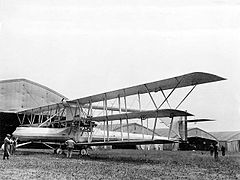 Triplan Voisin bombardier quadrimoteur - un seul exemplaire (1915).