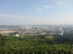 潜山から眺める市街地