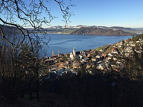 Das Dorfzentrum. Sicht von der Ausseregg