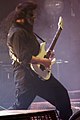 Mick Thomson gitáros