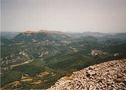 Préalpes à l'est avec la montagne d'Angèle très proche