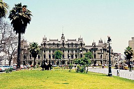 Desde el Paseo de los Héroes Navales en 1980