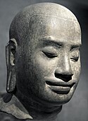 Busto di Jayavarman VII (1181-1218 circa, nel Museo Guimet)