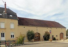 Bougnon, Mairie.jpg