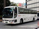 大型貸切車 F8312