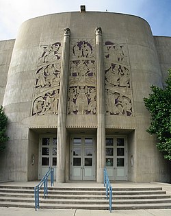 Escola Secundária em King City, Califórnia, construída por Robert Stanton para a Works Progress Administration (1939)