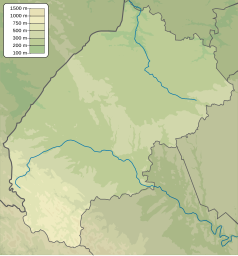 Mapa konturowa obwodu lwowskiego, blisko lewej krawiędzi znajduje się punkt z opisem „źródło”, natomiast po lewej znajduje się punkt z opisem „ujście”