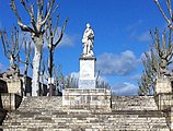 Statue d’Étigny située à Auch.