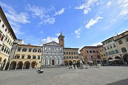 Piazza Farinata degli Uberti