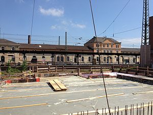 Bahnhof Bebra mit Inselgebäude