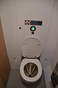 Zugtoilette in geschlossener Bauart im ICE 4