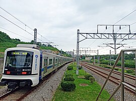 오이도역을 출발하는 483편성