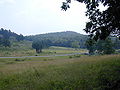 Området nedenfor Little Round Top og Round Top (som ses midt i billedet), blev efter krigen kendt som "Valley of Death".