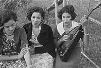 Tři kreolské dívky, Plaquemines Parish, Louisiana, 1935