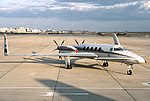 Beechcraft Starship, ett lågvingat monoplan med nosvinge.