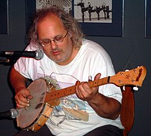 Chadbourne performing in 2003