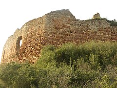 Château de Saint-Pierre-des-Clars, Xe siècle.