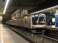 「みなとみらい号」の運用に就く5080系 （2007年12月24日 新高島駅）