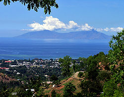 Dili wi Atauro Island in backgrund