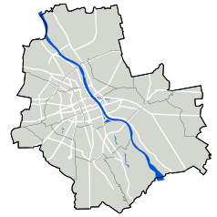 Mapa konturowa Warszawy, w centrum znajduje się punkt z opisem „Ulica Stefana Okrzei w Warszawie”