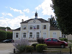 Gouvernes - Mairie.jpg