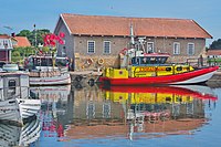 Sjöräddningssällskapets Rescue Väringen i Grönhögens hamn.