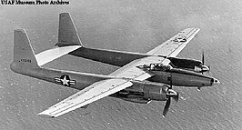 De tweede Hughes XF-11 tijdens een testvlucht in 1947