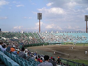 山形県営野球場