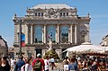 Oper mit dem Brunnen der „Trois Graces“ im Vordergrund