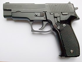 Skeudenn ar pennad SIG-Sauer P226