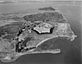 Image 5Fort Delaware State Park on Pea Patch Island, a popular spot during the spring and summer; a ferry takes visitors to the fort from nearby Delaware City. (from Delaware)