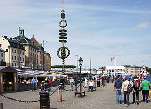 Skeppsbrons tullpaviljonger på Skeppsbrokajen 2010.