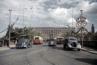 Norrbro smyckad vid Gustaf V:s 80-årsdag, 16 juni 1938.