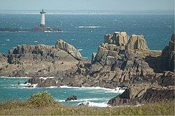 位於法國旺代省雷島的Pointe du Grouin du Cou燈塔（英语：Pointe du Grouin du Cou Lighthouse）