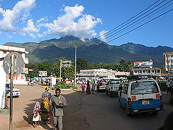 Blick von Morogoro auf das Uluguru-Gebirge