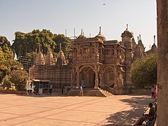 Hutheesing Jain Derasar main entrance