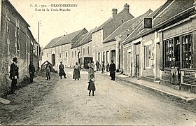 La rue de la Croix-Blanche.