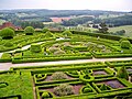 Jardins a la francesa : brodarias de bois.