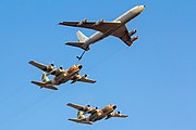 Eine Boeing 707 Re'em betankt eine C-130H Hercules Karnaf, 120. & 131. Staffel, Juni 2016