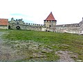 Cetatea în interior, până la restaurare (2010)