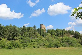 Vue sur le pigeonnier.