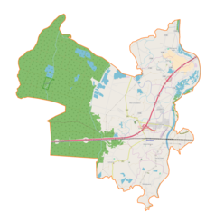 Mapa konturowa gminy Wierzchosławice, po prawej nieco u góry znajduje się punkt z opisem „Cmentarz wojenny nr 213 – Rudka”