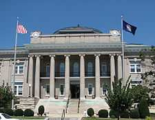 Smyth County Courthouse in Marion