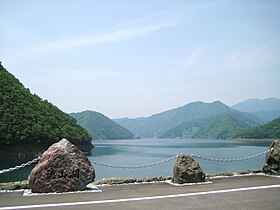 徳山ダム湖