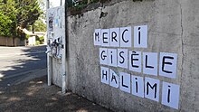 Collage sur un mur de la commune de Marsac-sur-l'Isle : "Merci Gisèle Halimi".