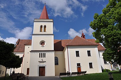 Église Saints-Pierre-et-Paul.